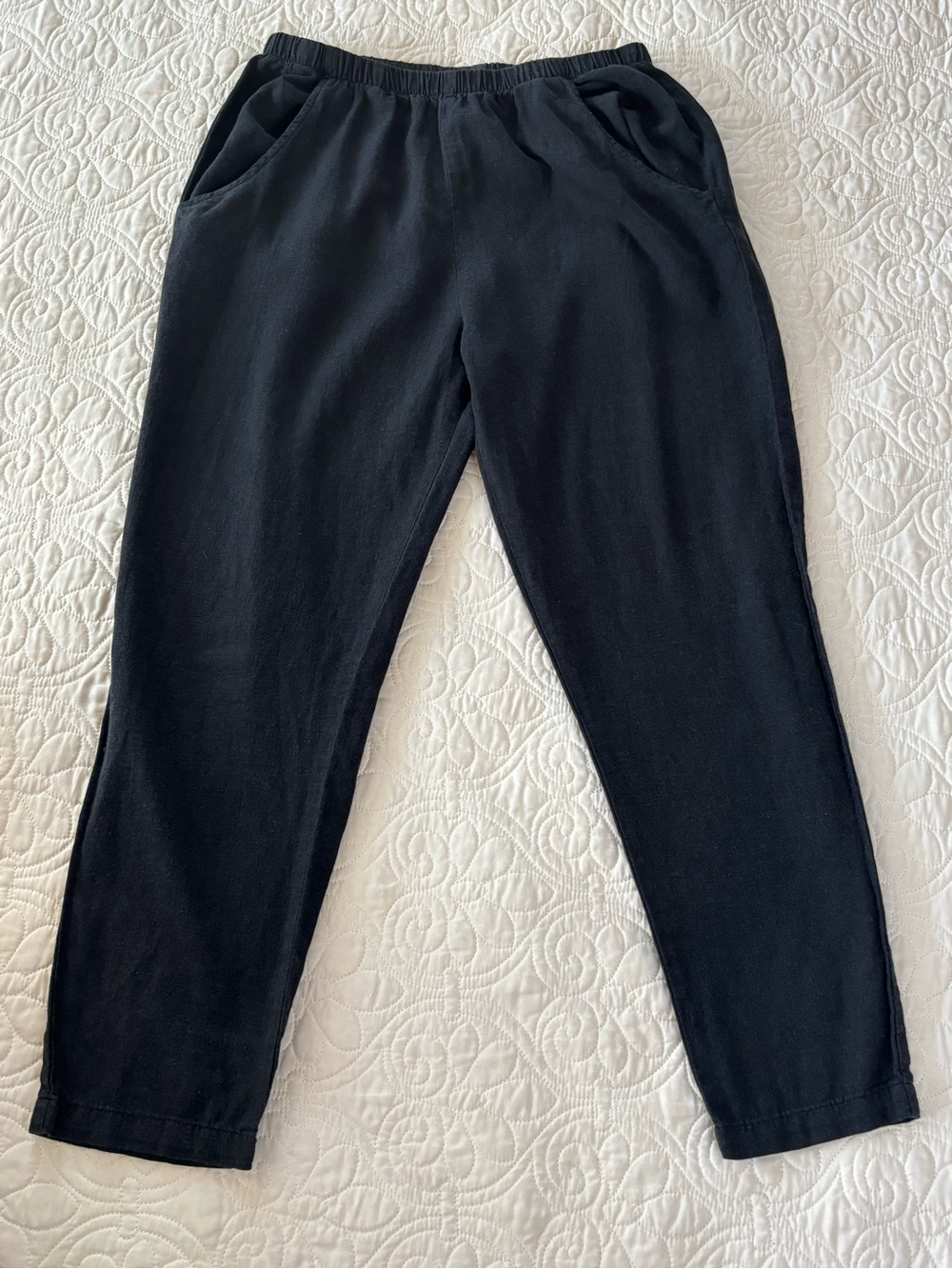 Me & Arrow Black Linen Blend Ankle Pants Size Small